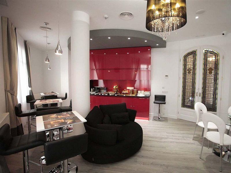 Vitium Urban Suites Мадрид Экстерьер фото