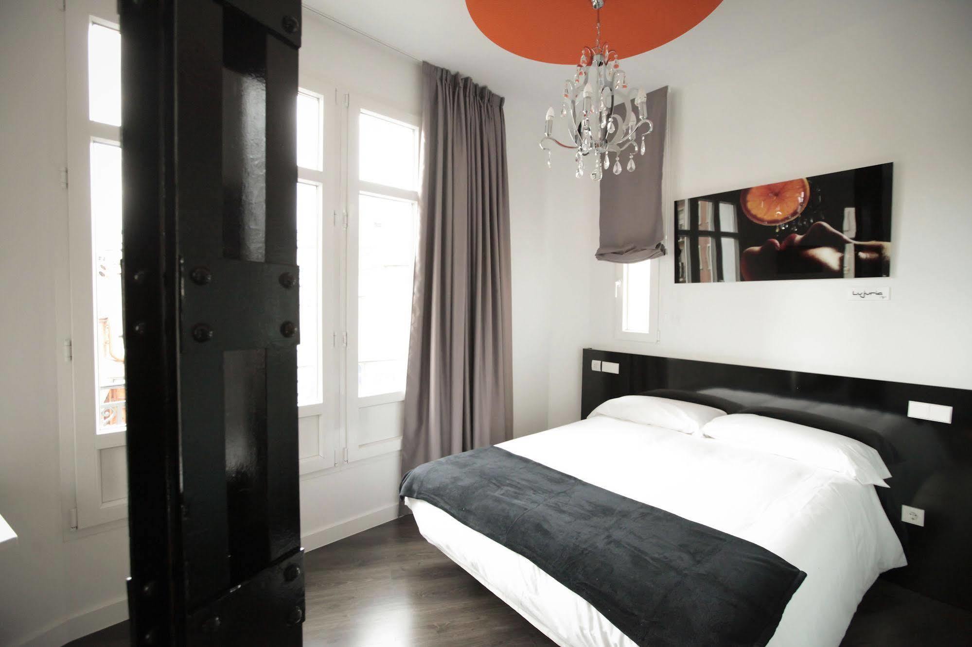 Vitium Urban Suites Мадрид Экстерьер фото