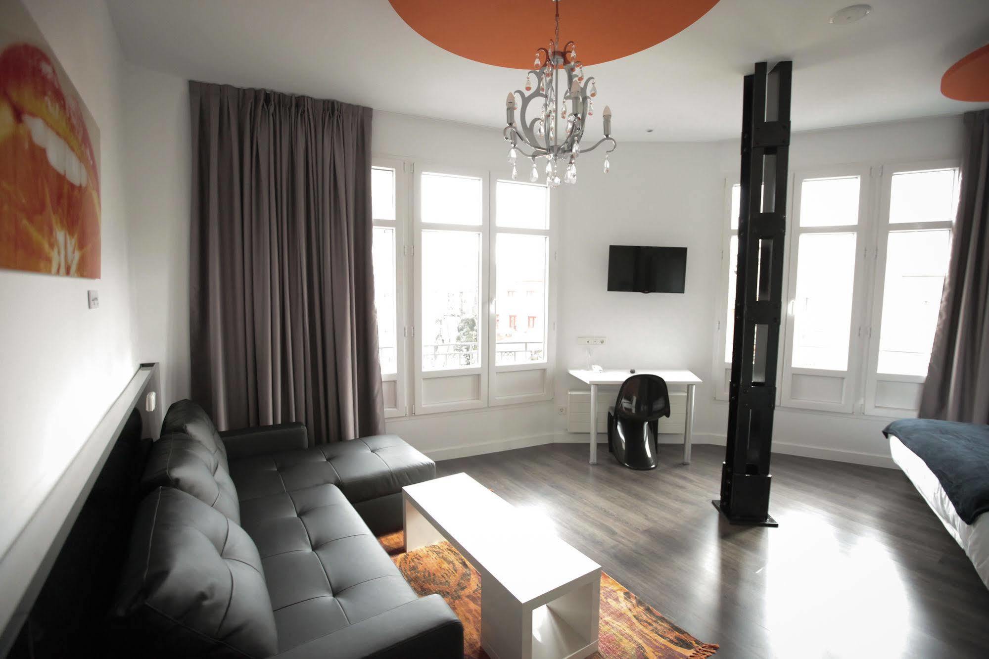 Vitium Urban Suites Мадрид Экстерьер фото